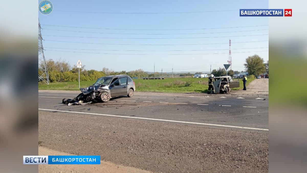    В Туймазинском районе Башкирии произошло массовое ДТП: пострадали два человека