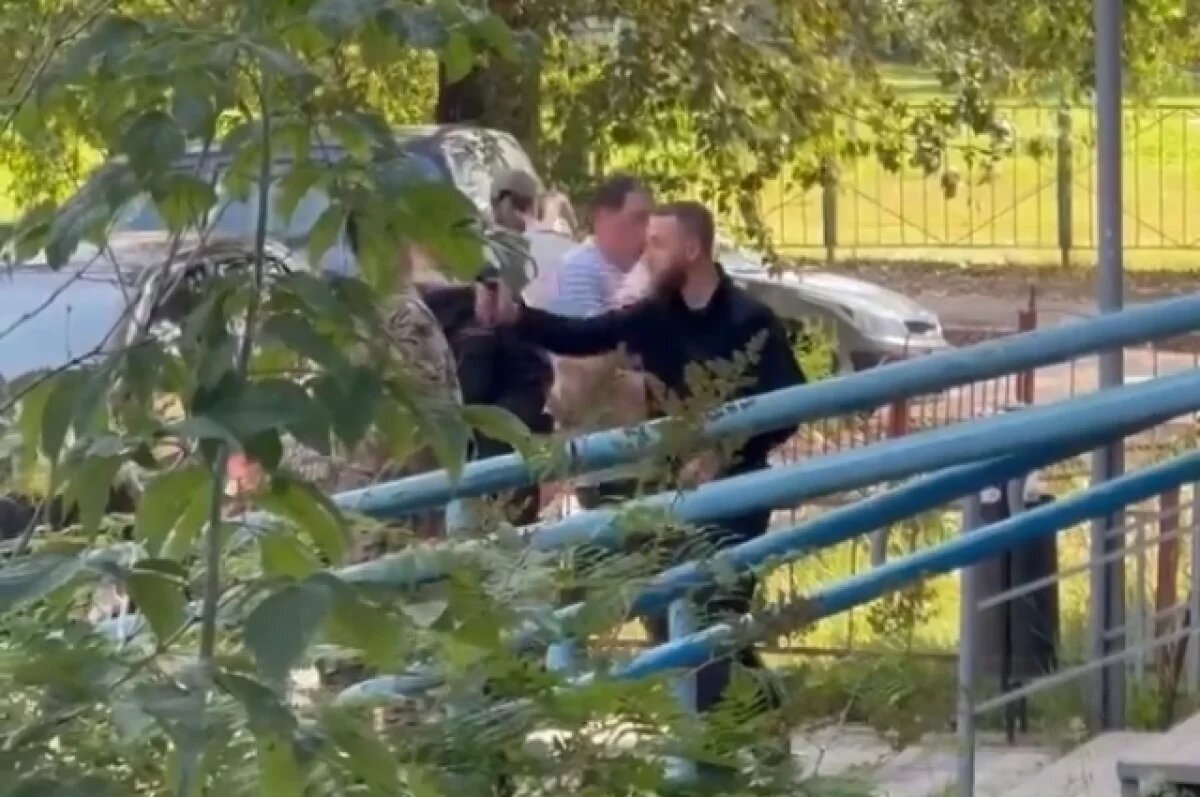    Момент использования перцового баллончика