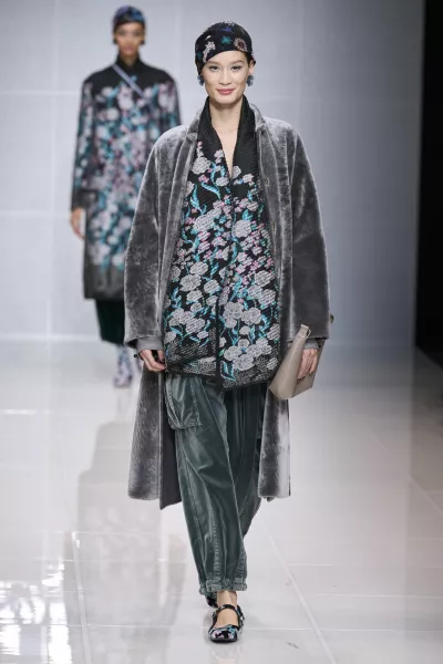 Giorgio Armani pret-a-porter осень-зима 2024/25, коллекция «Зимние цветы»