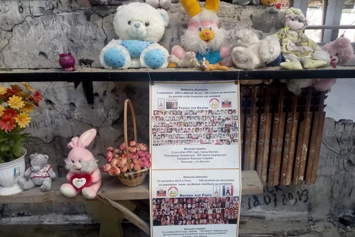    В Барнауле почтили память жертв теракта в Беслане