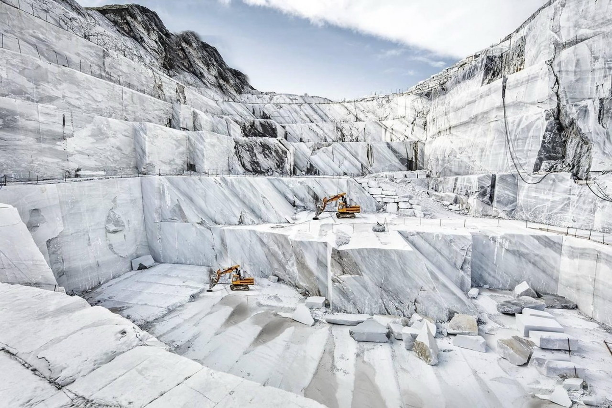 карьер добычи мрамора