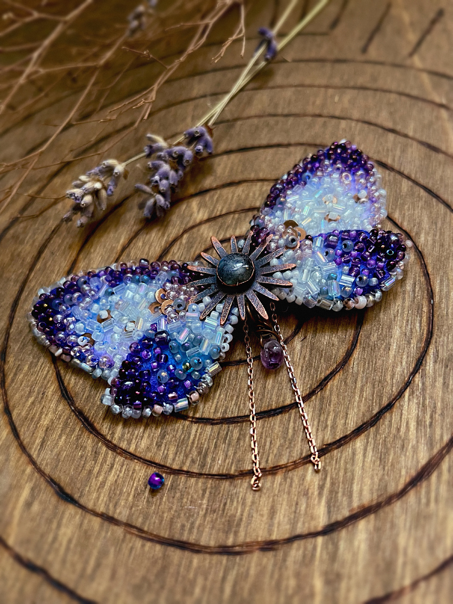 Брошь бабочка. Вышивка бисером. Мастерская «Желудевый домик»