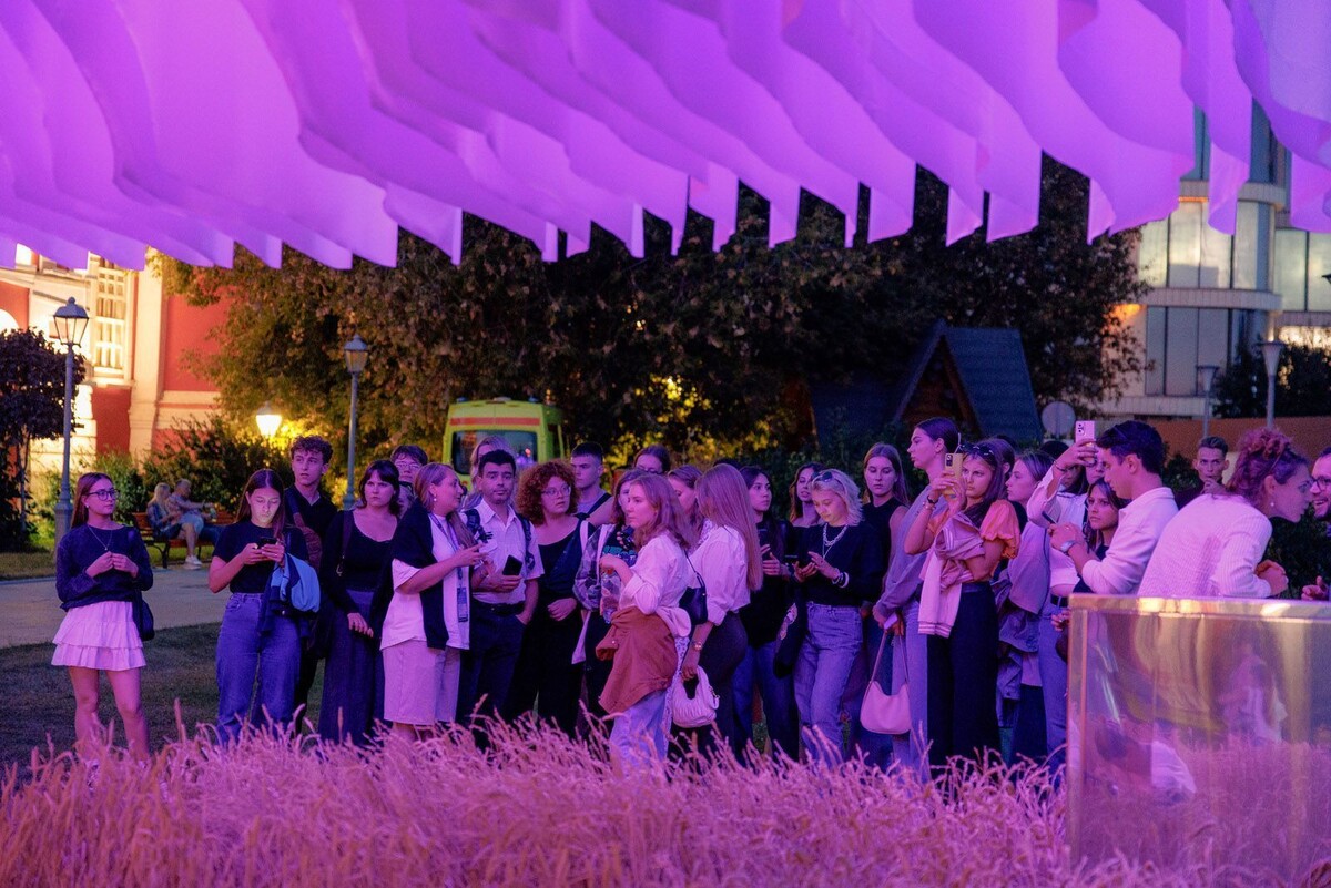     Студенты. Источник: mos.ru Автор фото: Пресс-служба Мэра и Правительства Москвы