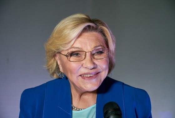    Елена Драпеко