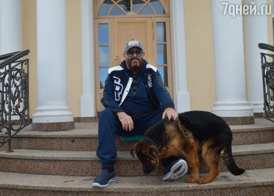 Михаил Шуфутинский и Джек-2_Фото издания 7 дней