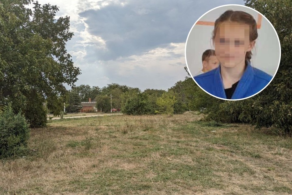    На этом пустыре Арина играла с подругой в волейбол в последний раз Оксана КАДОЧНИКОВА