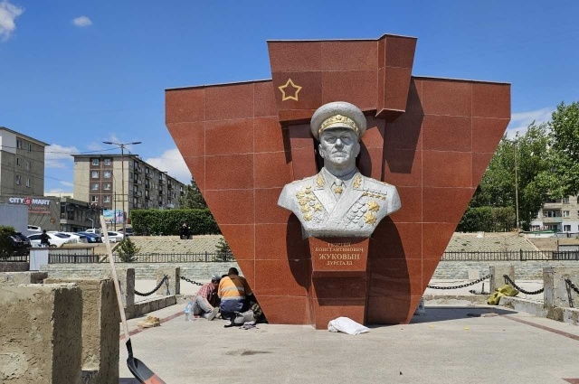    Памятник Георгию Жукову в Улан-Баторе. Фото:  АиФ/ Георгий Зотов