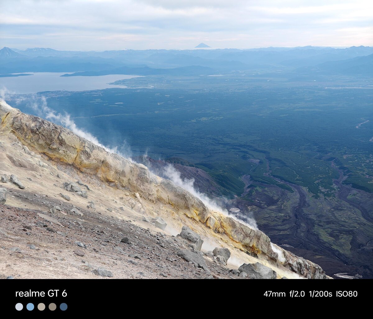 Картинка мы тут. Картинки мы все тут. Группа usb дюша метёлкин. Своя атмосфера надпись. Камеди клаб группа usb.