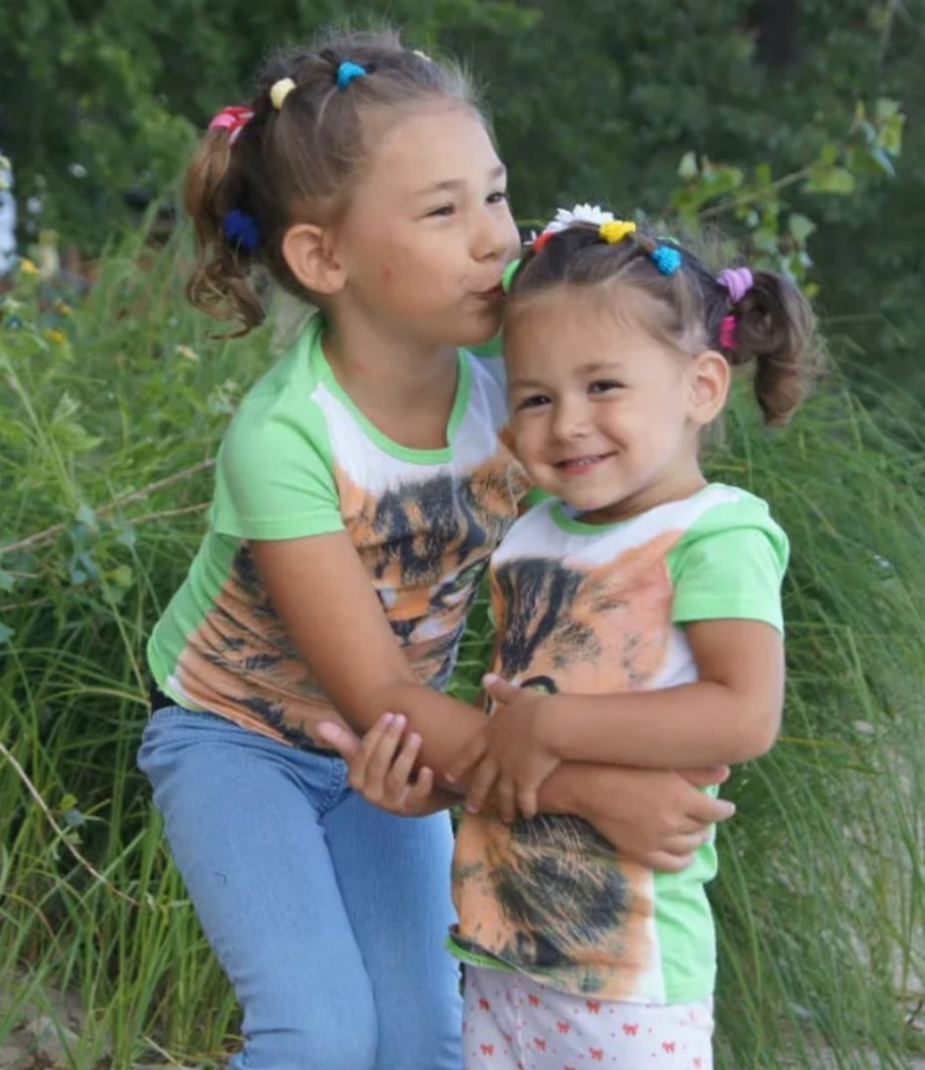 Милена и Карина