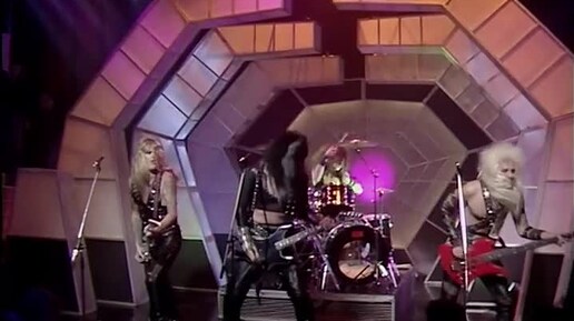 W.A.S.P. - Scream until you like it, TOTP