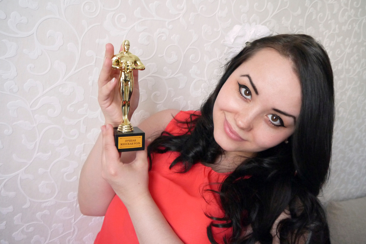 Виолета в жизни так выглядит 