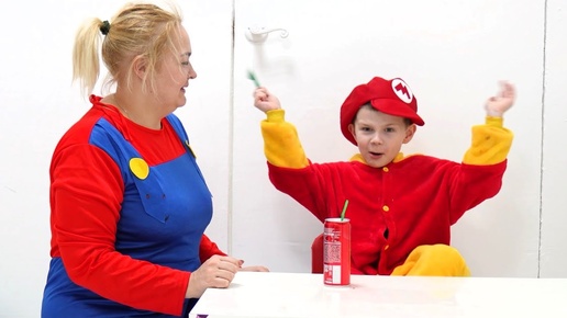 Mom opens a cafe and feeds the child