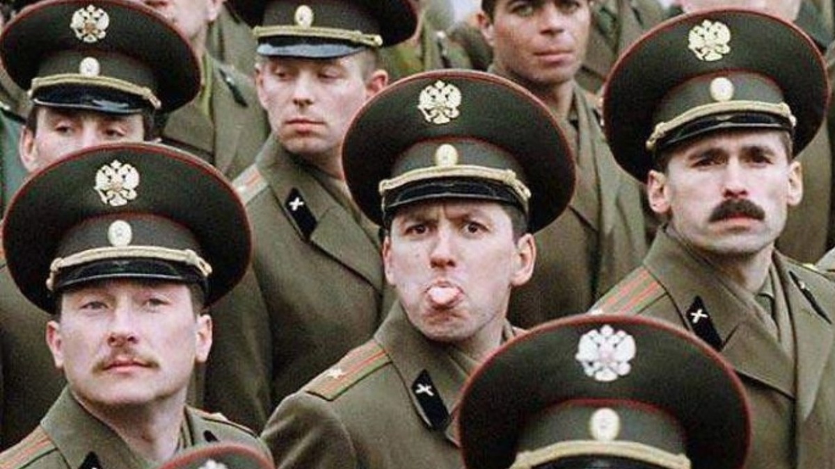 В армии тоже есть место юмору. Фото взято из открытых источников: https://yandex.ru/images/