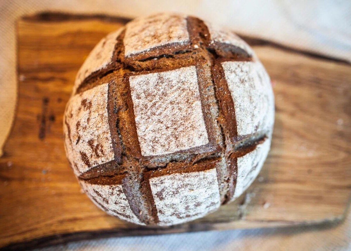 Сегодня точно не встретишь хлеб, нарезанный "во всю ковригу"