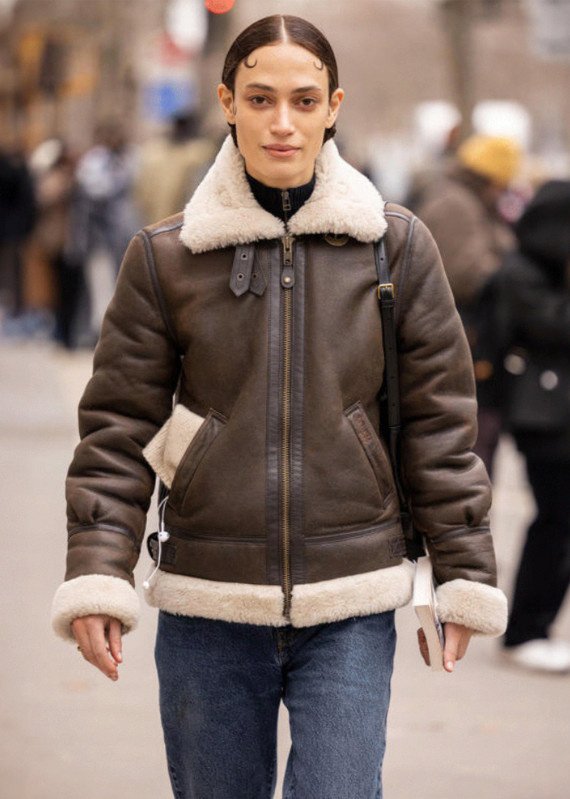 Дубленка Toteme на молнии.