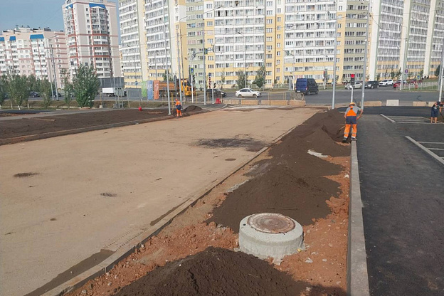    В Кирове на новой улице Чистопрудненской обустраивают тротуары