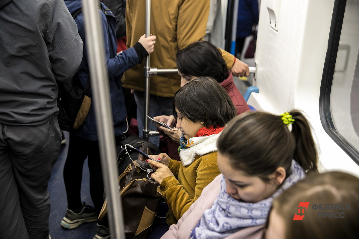 Неадекватная пассажирка устроила переполох в метро.  Фото: ФедералПресс / Евгений Поторочин