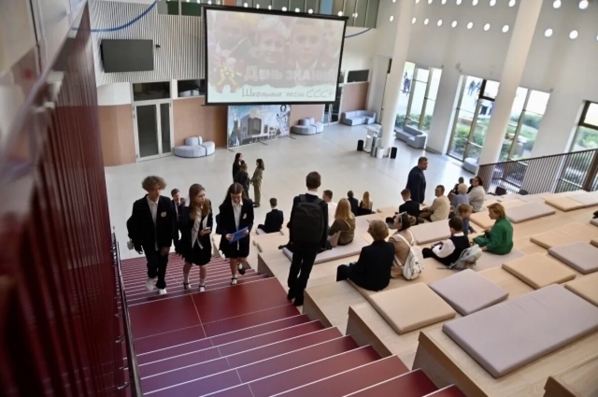    Губернаторский лицей был создан благодаря сотрудничеству органов власти, бизнеса и педагогического сообщества.