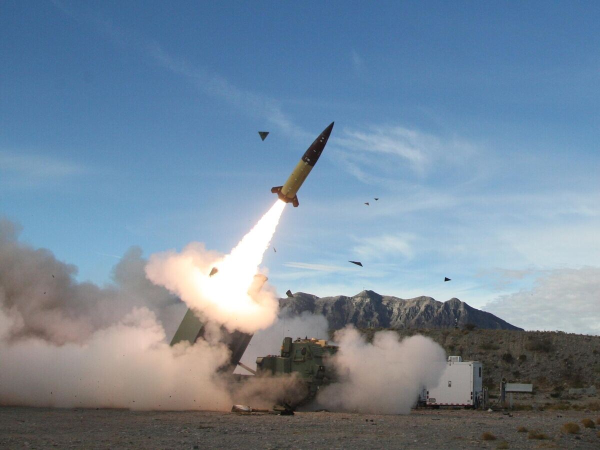    Оперативно-тактический ракетный комплекс ATACMS© Фото : White Sands Missile Range Public Affairs / John Hamilton