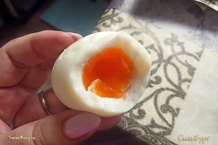 Соленое яйцо всмятку, приготовленное по китайскому рецепту.   Фото : Виктория З.