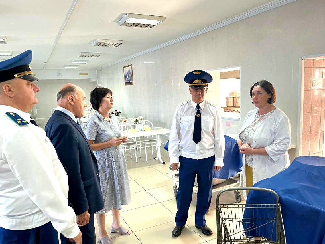    В домах-интерната Бузулука и Орска разместились 22 жителя Курской области Марина Шарт