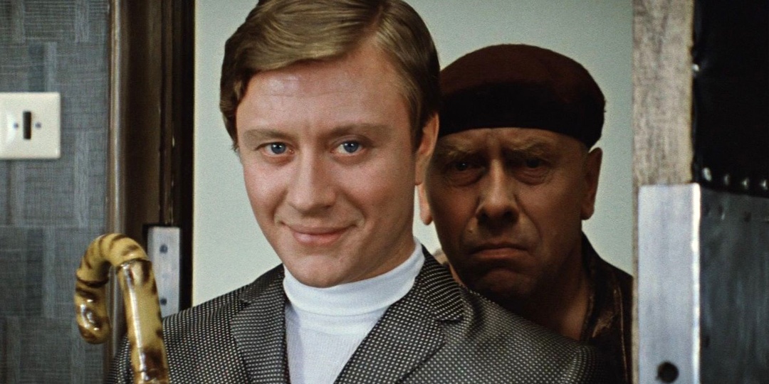 Все, кто смотрел их в СССР, не пройдет: угадайте 10 лучших советских комедий по первым кадрам