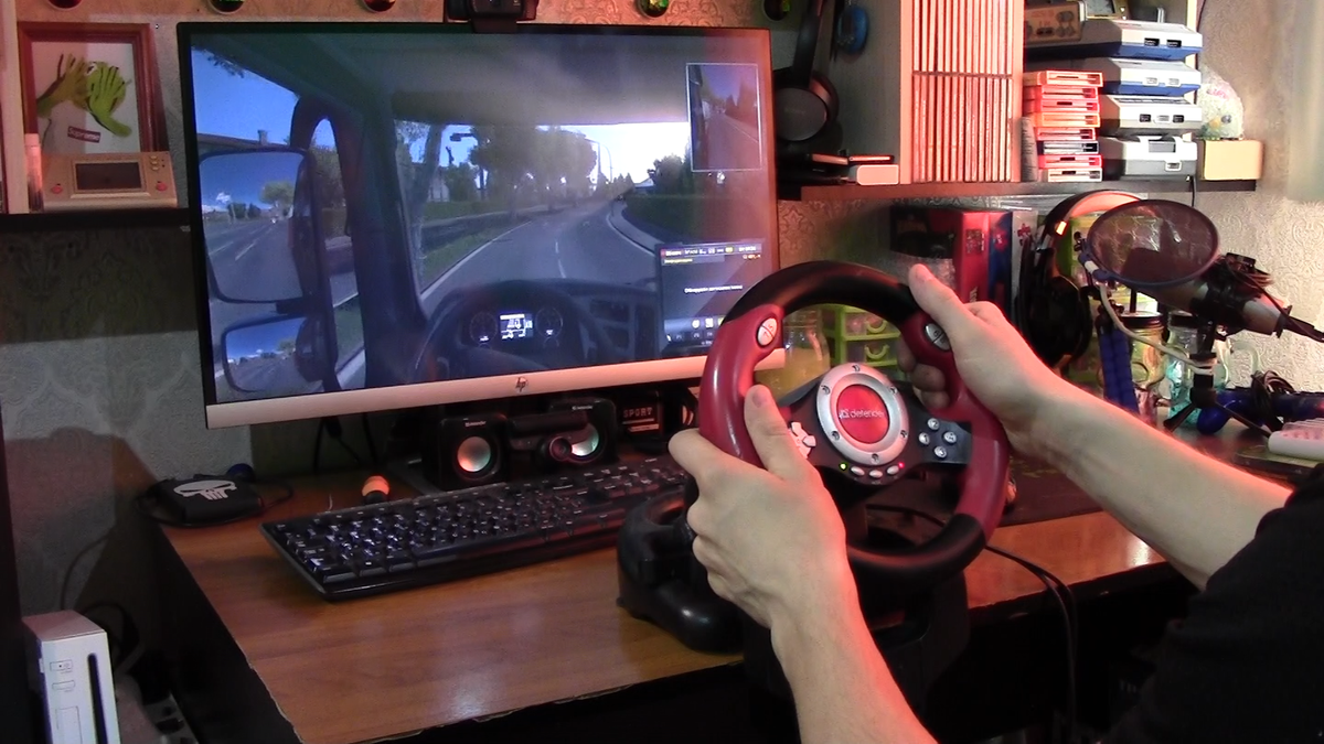 Игры могут быть идеальным тренажёром водительских навыков. Для этого есть игровые рули.