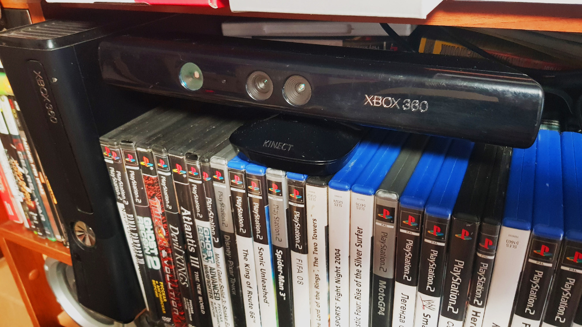 Версия игры Just dance для Xbox360 отслеживает наши движения при помощи камеры Kinect