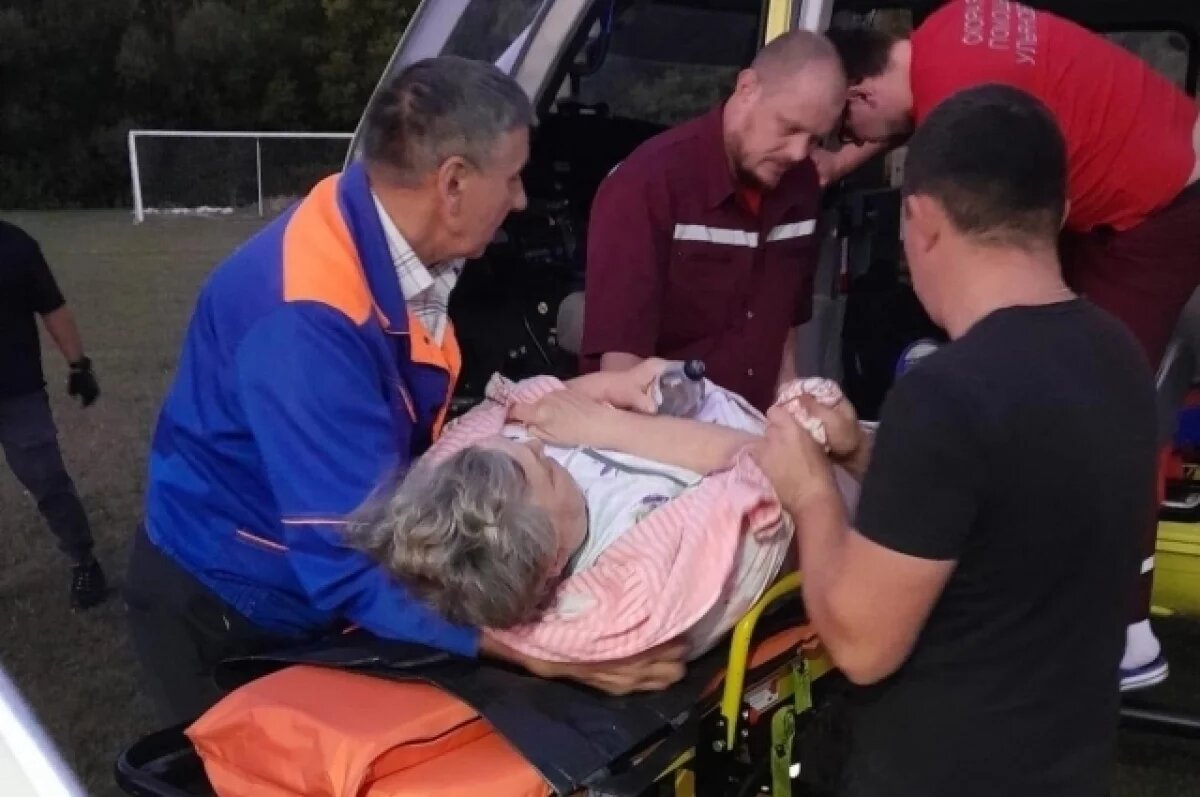    Вертолёт санавиации доставил в Ульяновск пациентку Радищевской больницы