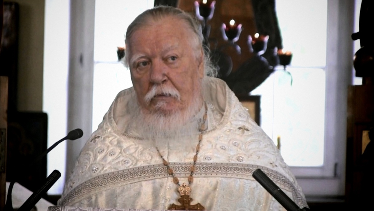 Димитрий Смирнов (07.03.1951 — 21.10.2020 гг.) — протоиерей, церковный и общественный деятель, проповедник, миссионер.