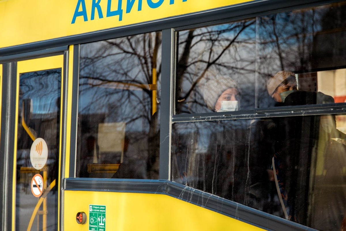    Жители Сургута жалуются на долгое ожидание общественного транспорта