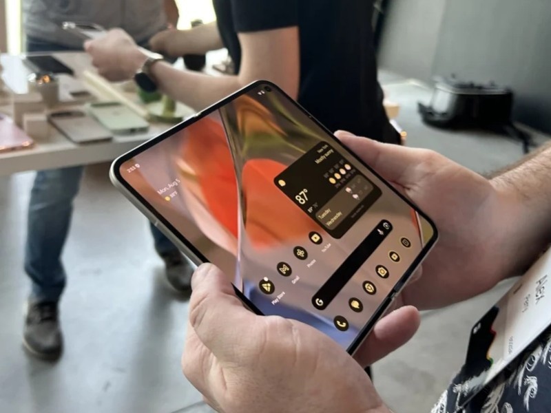    Журналисты сравнили автономность Google Pixel 9 Pro Fold и Samsung Galaxy Z Fold6