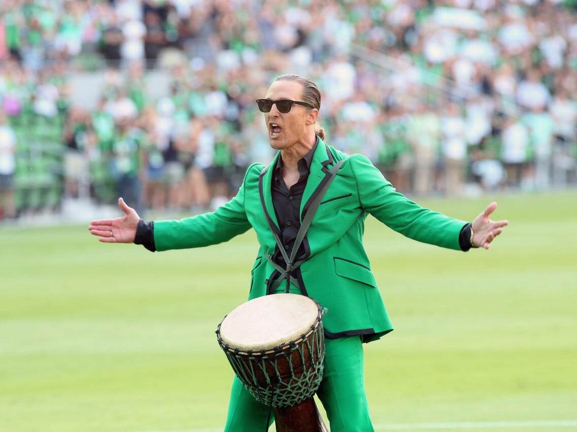 Мэттью Макконахи на одном из матчей футбольного клуба "Остин"