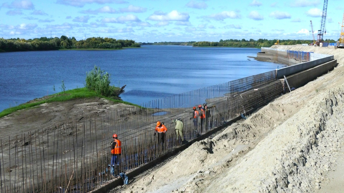    Набережную Сургута продолжат строить и зимой