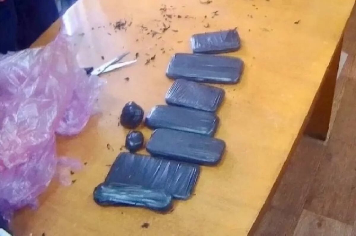    В Самаре в передаче с чаем в СИЗО-1 ухищрённо спрятали телефоны и наркотики