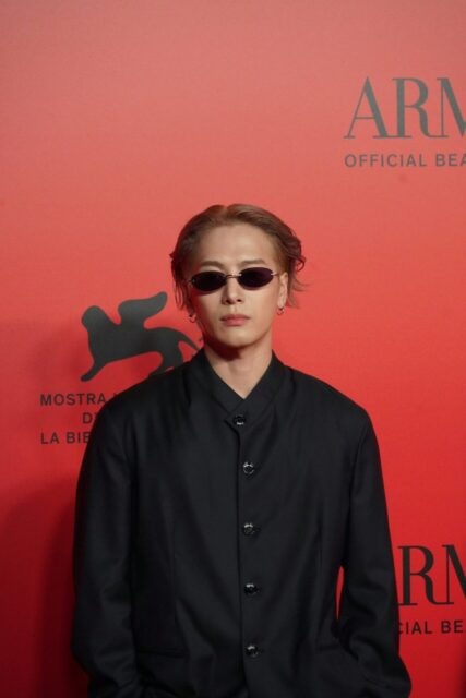    Джексон Ван на мероприятии ArmaniСоцсети