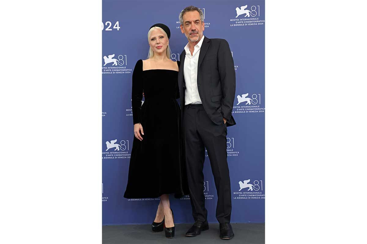 Vittorio Zunino Celotto / Getty Images📷Леди Гага и Тодд Филлипс