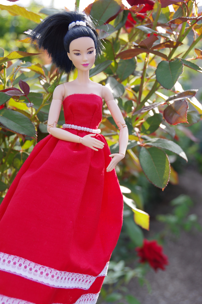 Barbie Made To Move (DHL84) Неко