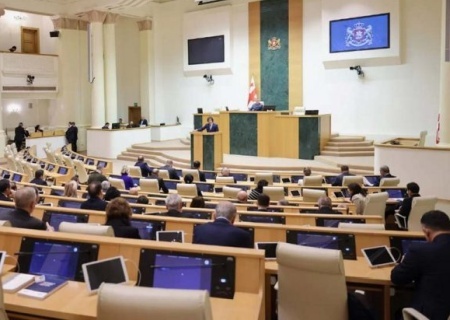    В Брюсселе приостановили процесс интеграции Грузии в ЕС на фоне запрета ЛГБТ-пропаганды в стране