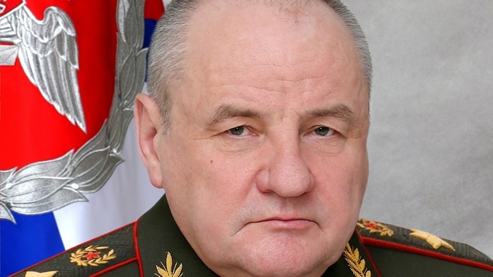 Павел Попов не захотел общаться с журналистами. И это понятно. 