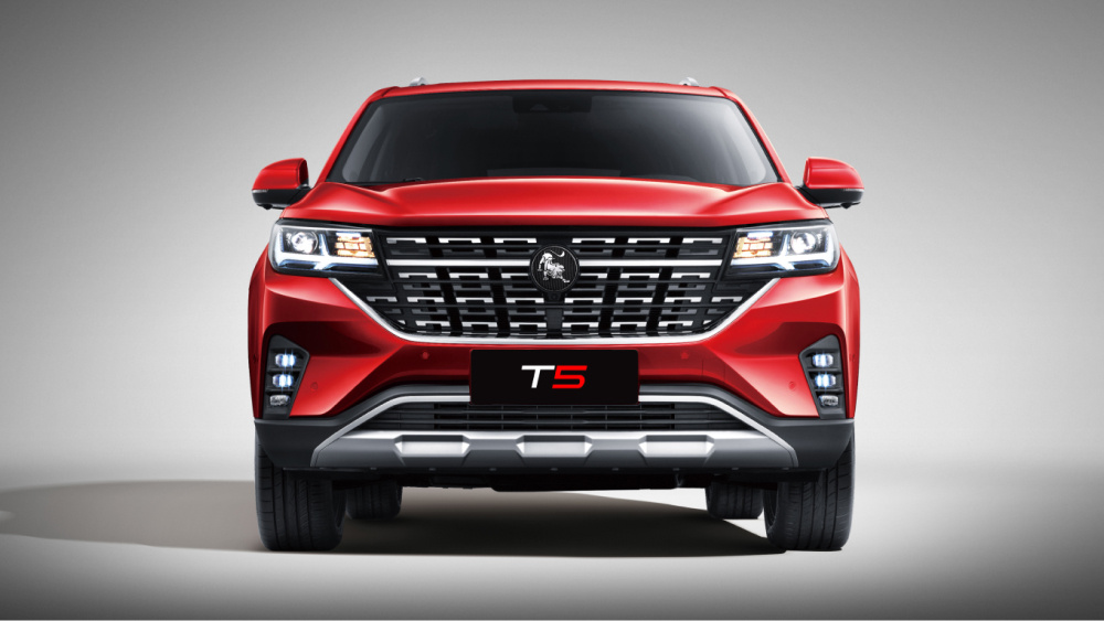 Кроссовер Forthing T5 подготовили к старту продаж в России