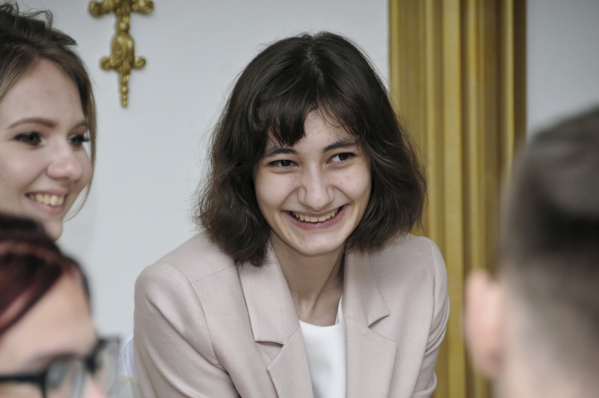 Маринетт Мортем. Фото с выпускного