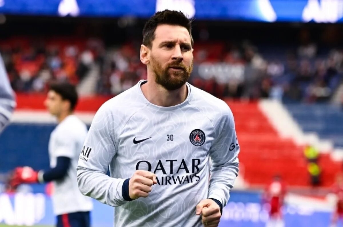    Месси и Роналду не попали в число претендентов на «Золотой мяч»