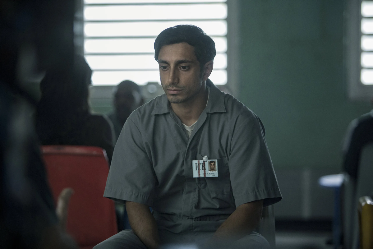 Кадр из сериала "Однажды ночью"