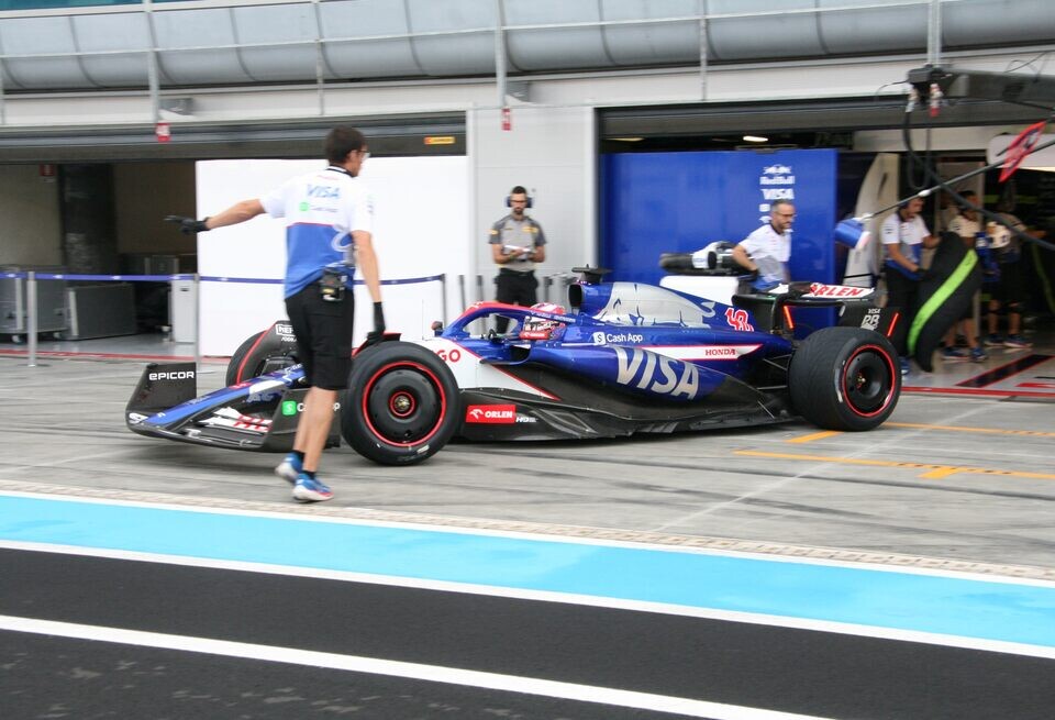    Pirelli