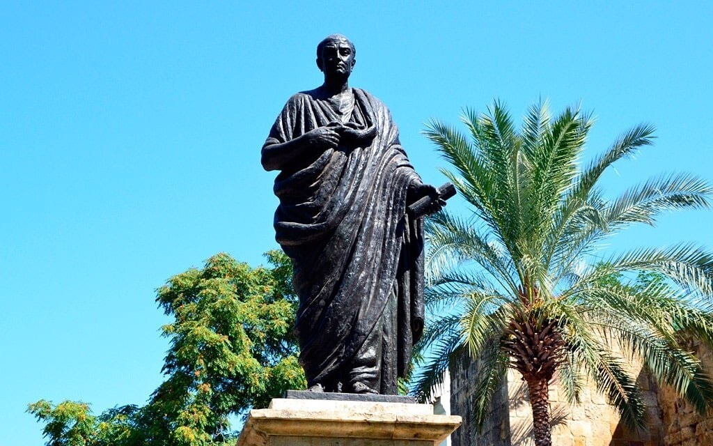 Сенека Луций Анней Младший (ок. 4 до н.э. - 65 н.э.) - политический деятель, философ и писатель, представитель стоицизма. 