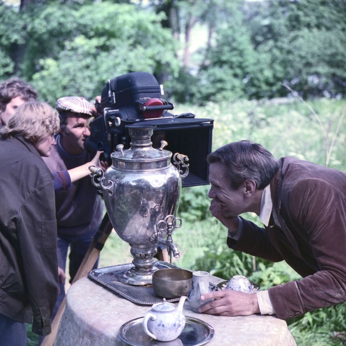 На съемках фильма Михалкова «Неоконченная пьеса для механического пианино», кадр с «Кинопоиска»