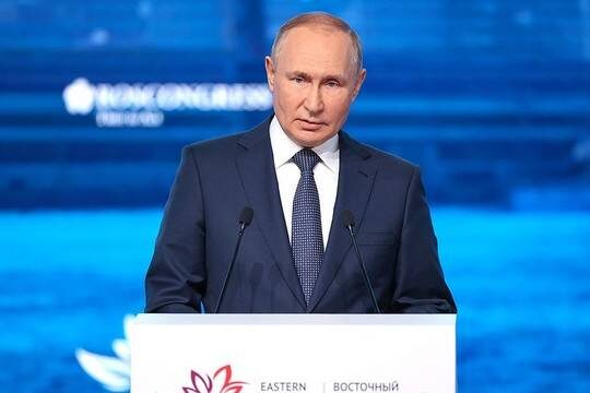    Владимир Путин заявил о «поддержке» Кремлём Камалы Харрис