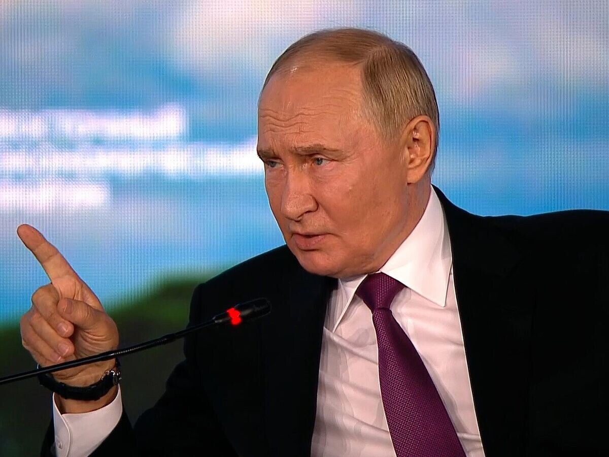    "Это очень опасные теракты" – Путин об ударах по Курской и Запорожской АЭС© Пул
