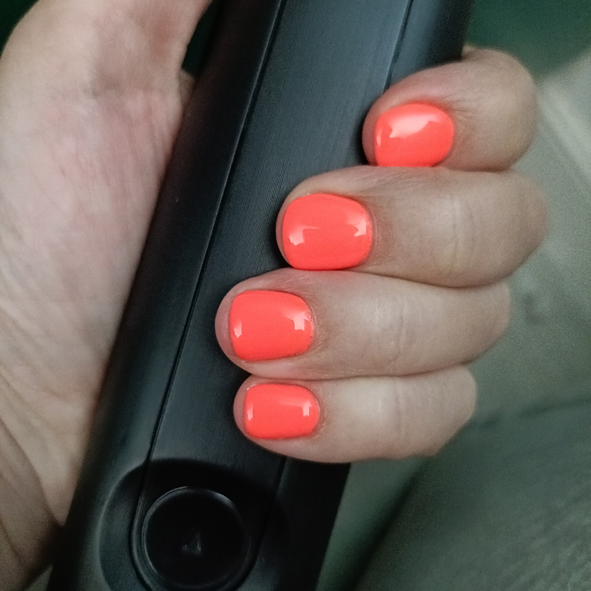 Отпускной маникюр